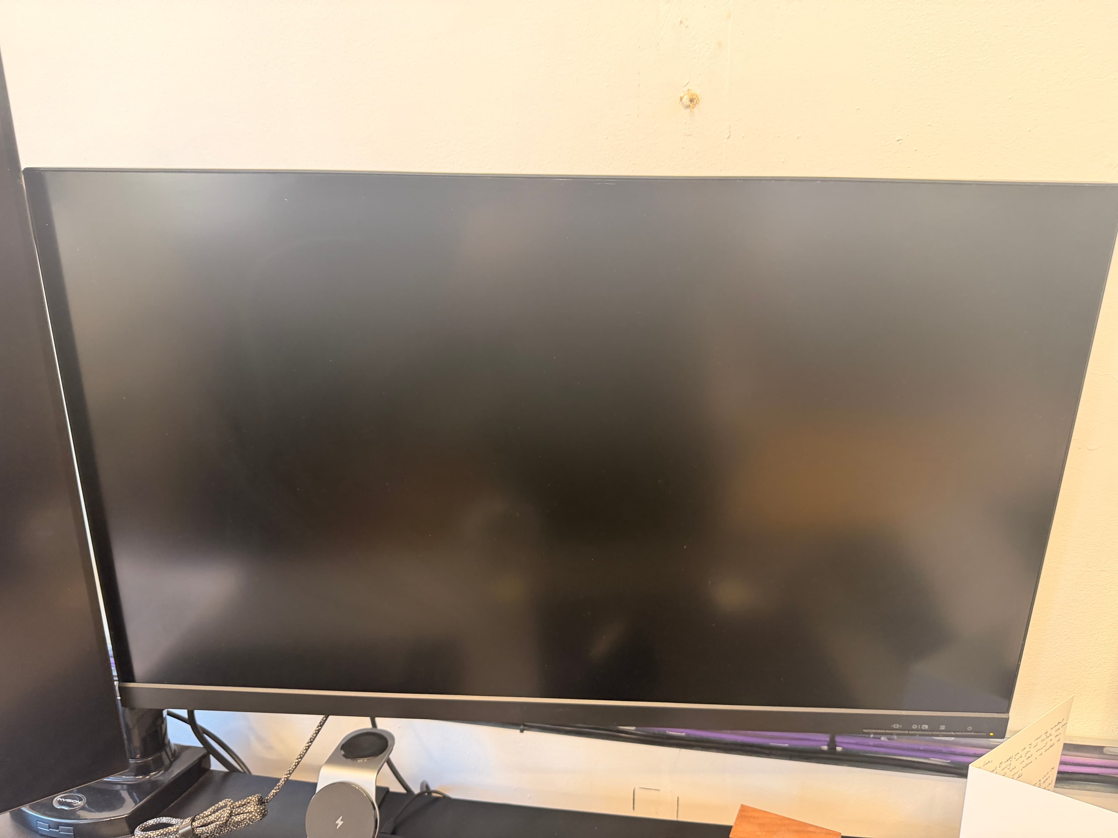 Lenovo L32p-30 32" Monitor - Used — main photo