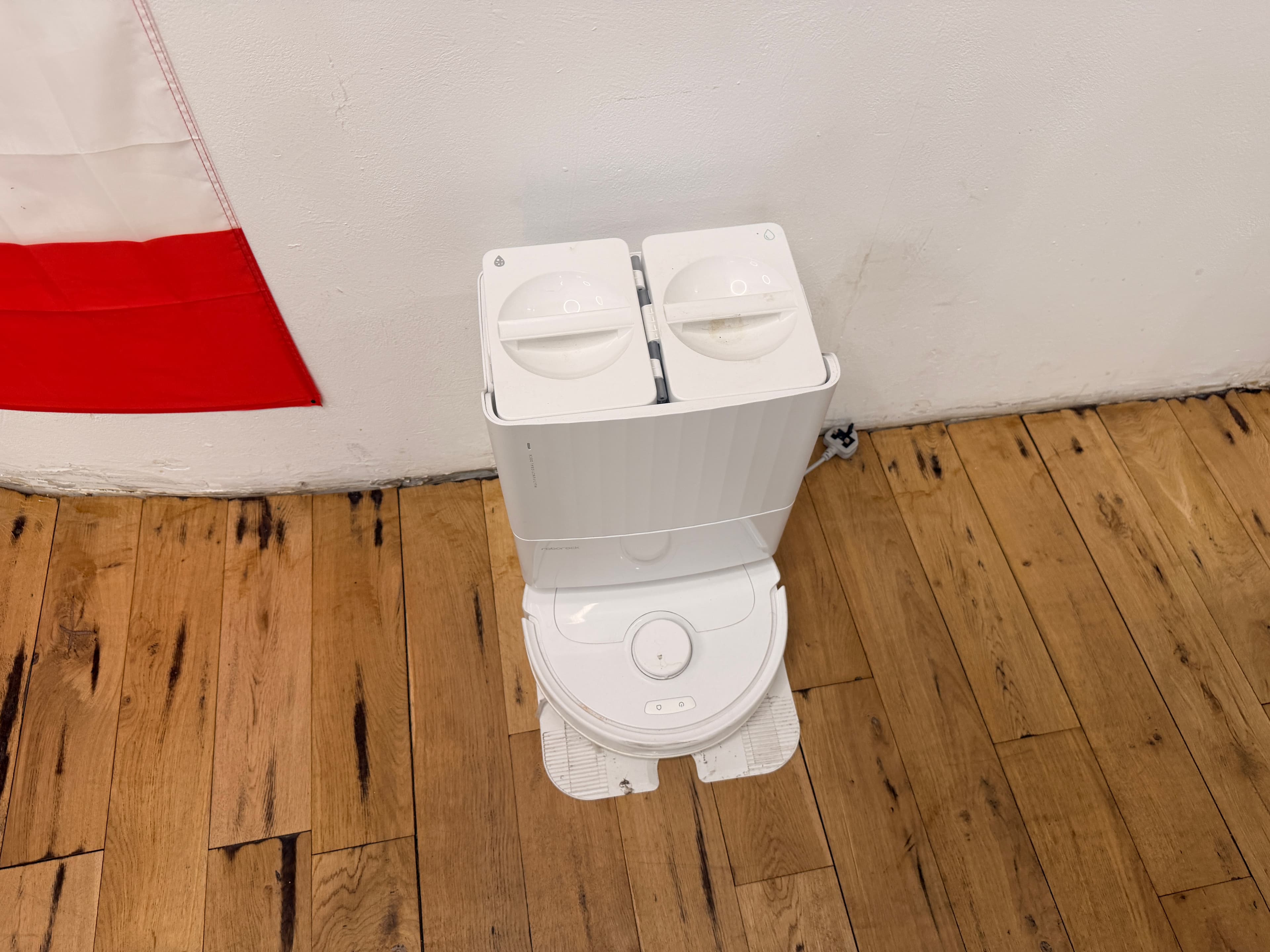 Roborock Qrevo S + Empty Wash Fill Dock — main photo